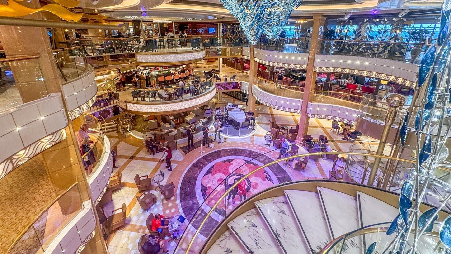 vuelos EXPLORA CON LAURA